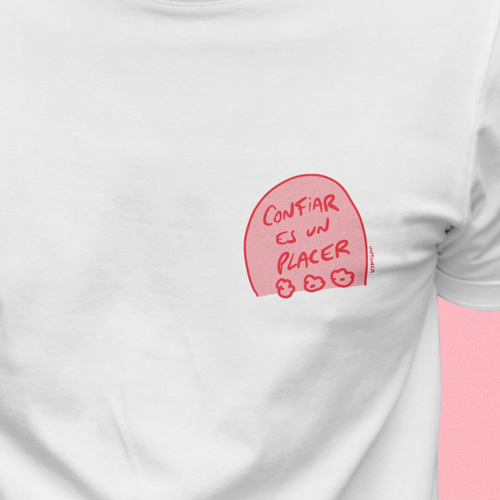 Remera Confiar - Blanco / tumba pequeña
