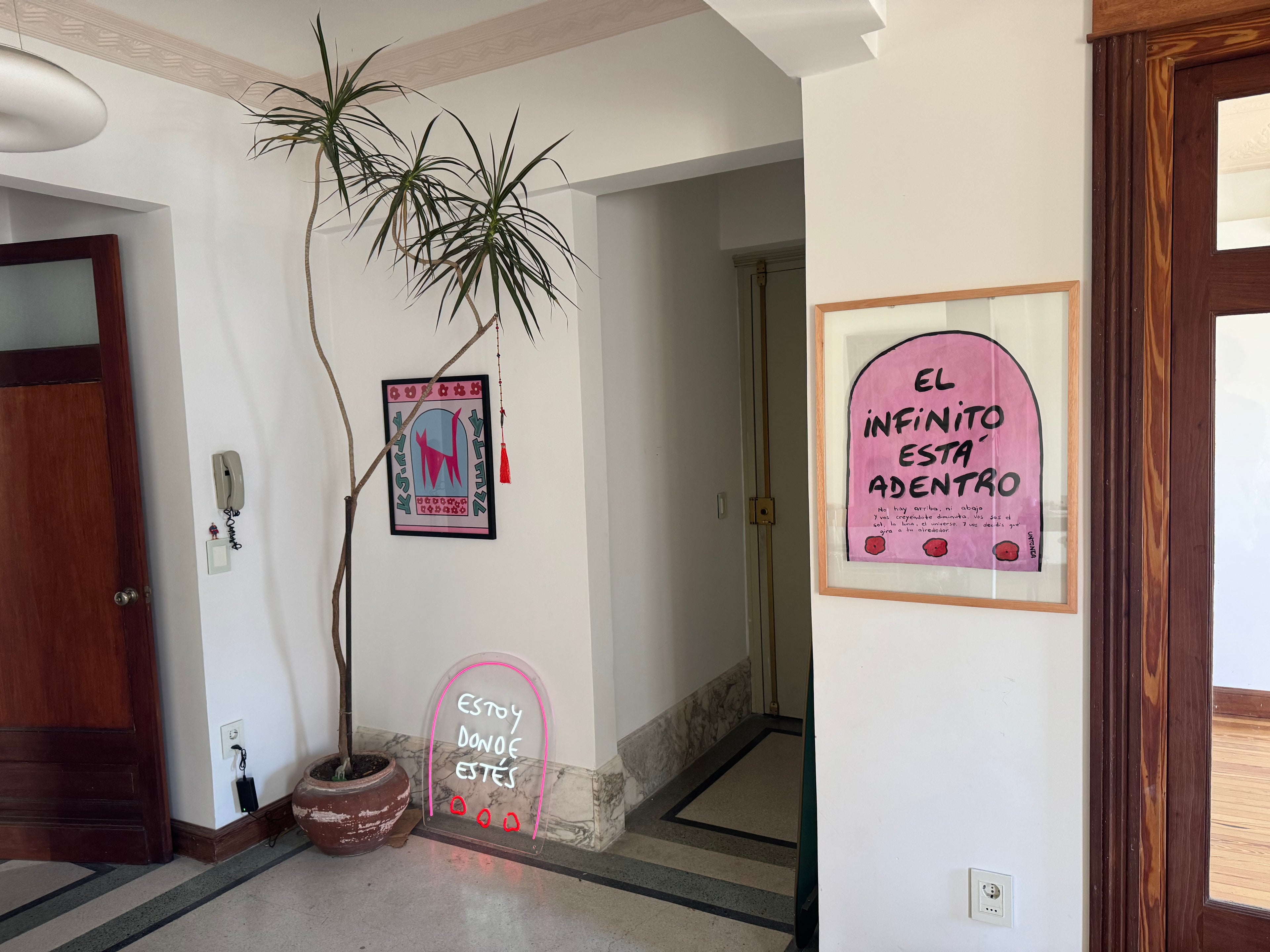 Cuadro grande / El infinito está adentro